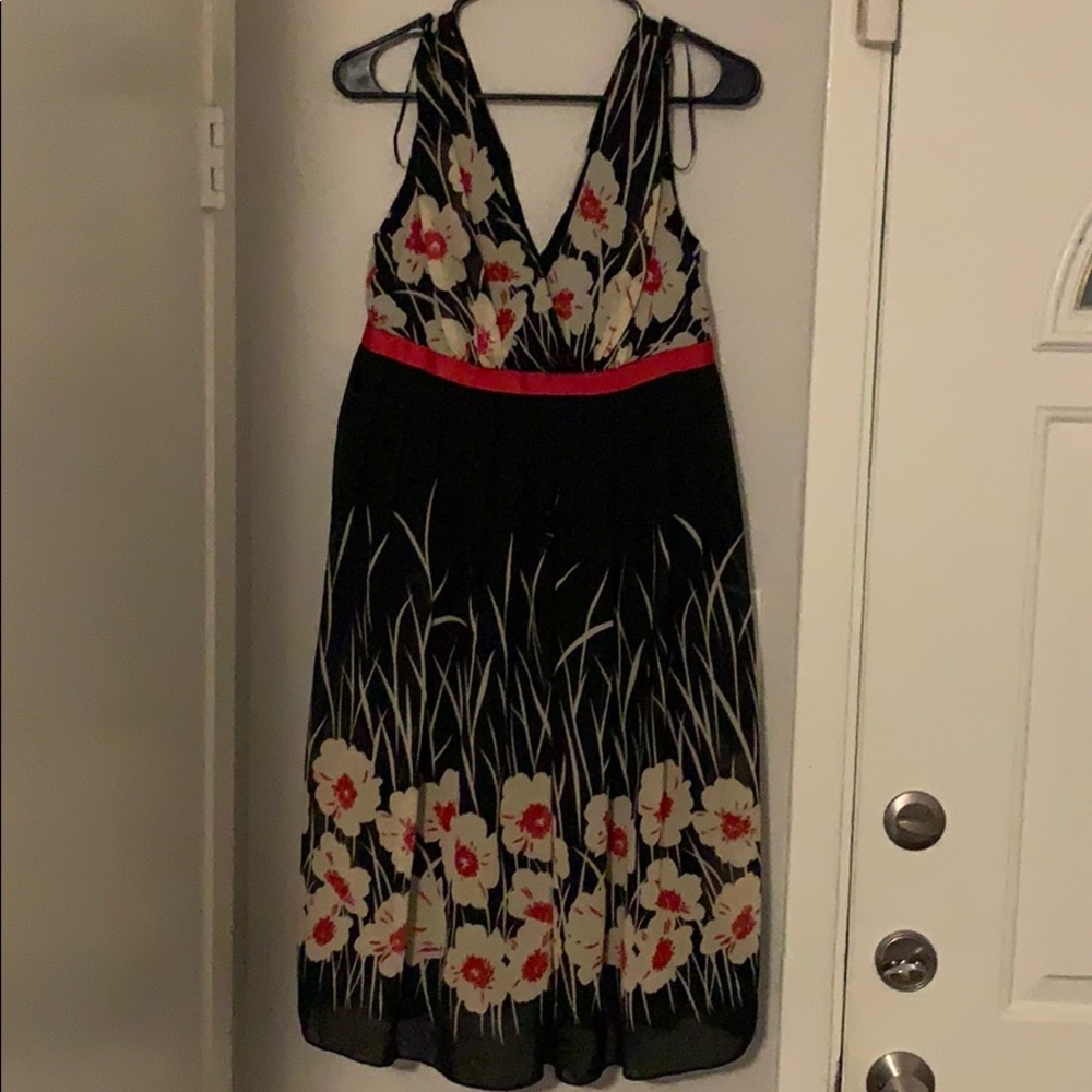 Sleeveless dress